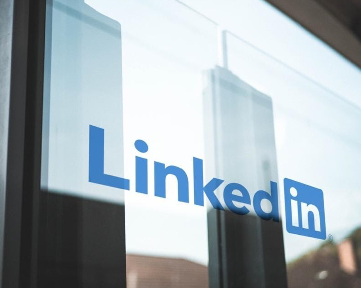 LinkedIn social media demographics logo